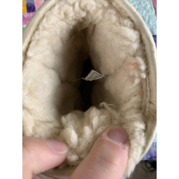 Ugg Boots Womens Brown Multicolor Sequin Sheepskin Lining Size 5 - Picture 9 of 9